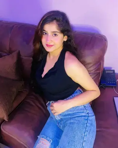 Call Girls Bahadurpura